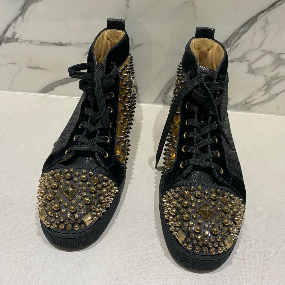 Authentic Christian Louboutin Galucalf Mad Flats